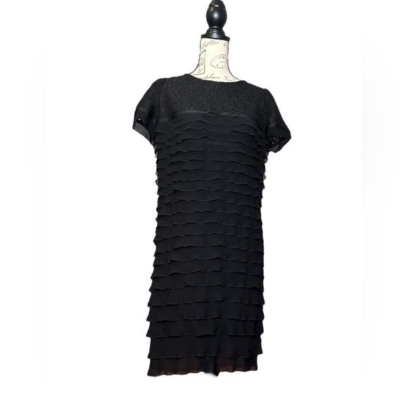 WEILL 100% silk black dress sz 8 lined layered design hidden zipper laced EUC - Picture 3 of 14